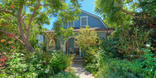 3008 3rd St – 3 Bed / 5  Bath